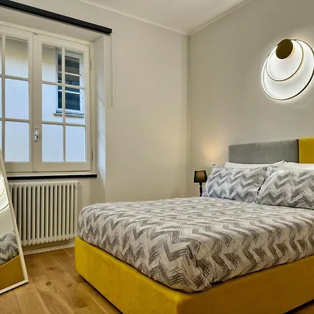 Lusso Dei Rolli Attico Pellicceria Con Terrazzo * Génova