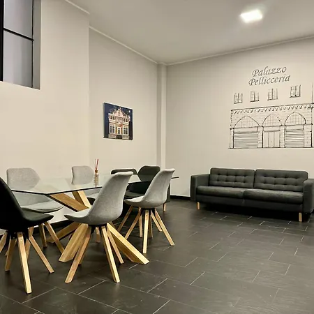 Lusso Dei Rolli Attico Pellicceria Con Terrazzo * Génova