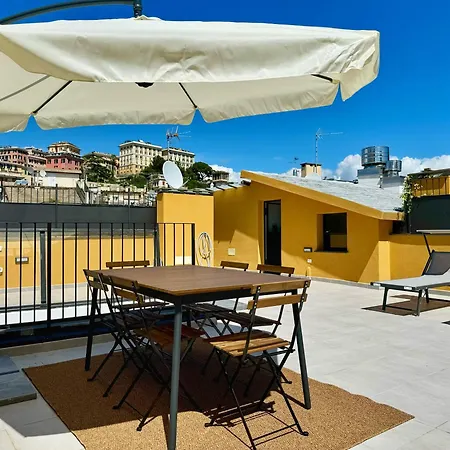 Lusso Dei Rolli Attico Pellicceria Con Terrazzo Apartamento