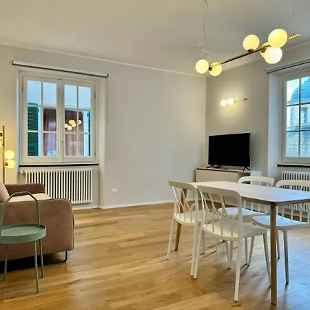 Lusso Dei Rolli Attico Pellicceria Con Terrazzo Apartamento *