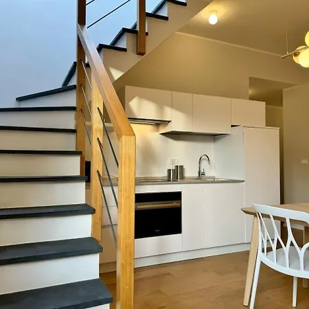 Lusso Dei Rolli Attico Pellicceria Con Terrazzo * Génova