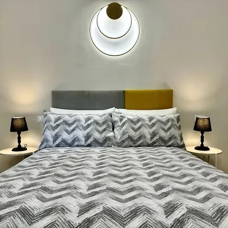 Lusso Dei Rolli Attico Pellicceria Con Terrazzo * Génova